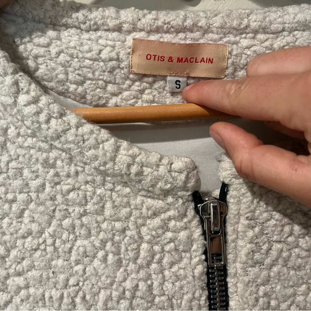 OTIS & MACLAIN warm cozy cropped jacket